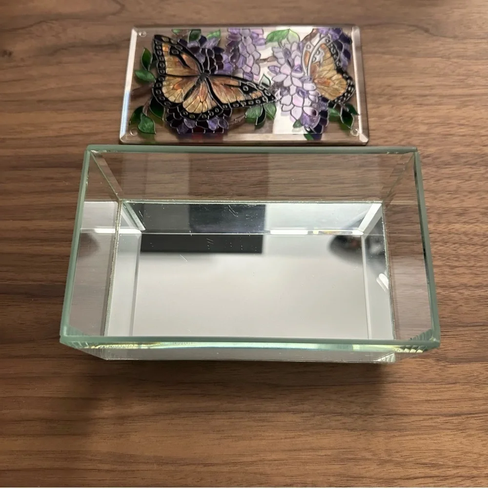 Joan Baker Designs Hand Painted Stained Glass Butterfly Jewelry Trinket Box NEW